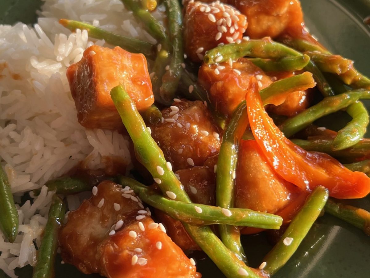 Sticky Sesame Ginger Tofu&nbsp;Stir-Fry